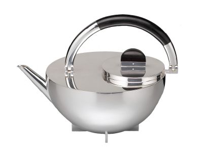MBTK 24 Bauhaus Teekanne von Tecnolumen: Silberne Teekanne mit Holzgriff und Deckel im Bauhaus-Stil.